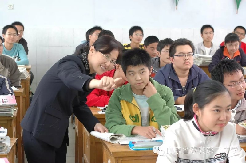 姜宏.jpg 姜宏.jpg